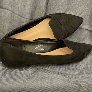 Journee Collection. Black flats. Women’s size 9.